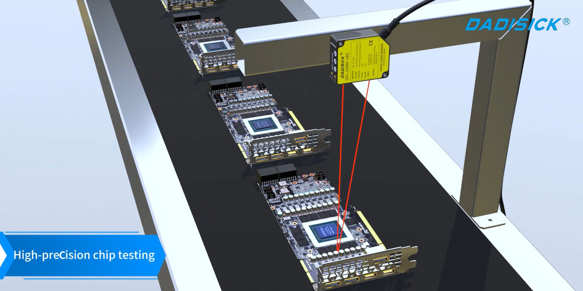 Laser displacement sensor