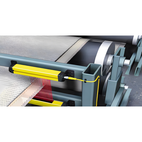 Zastosowanie kurtyny świetlnej pomiarowej w wykrywaniu krawędzi koca i krawędzi kępki oraz korekcji położenia