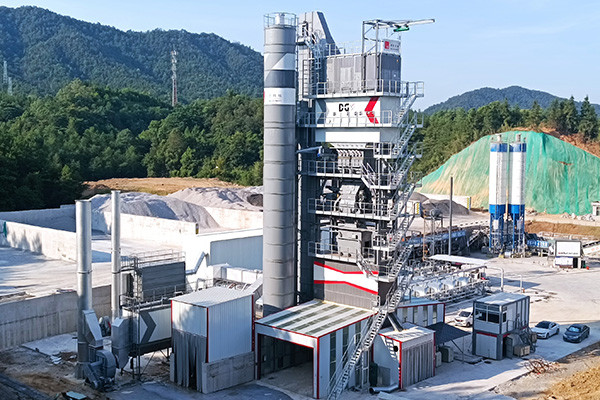 Reducción de la Huella de Carbono en la Producción de Asfalto