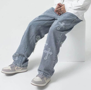 Hersteller von maßgeschneiderten Patchwork-Jeans für Herren im Großhandel | Lieferant von Herrenjeans. Unterstützt OEM und ODM