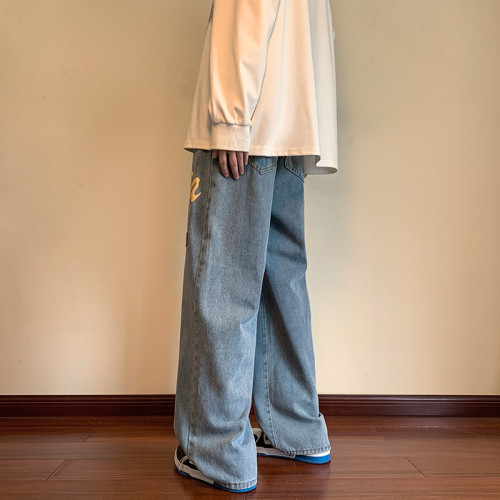 jeans empilés personnalisés pour hommes avec impression bouffée | fabricant de vêtements en gros en Chine