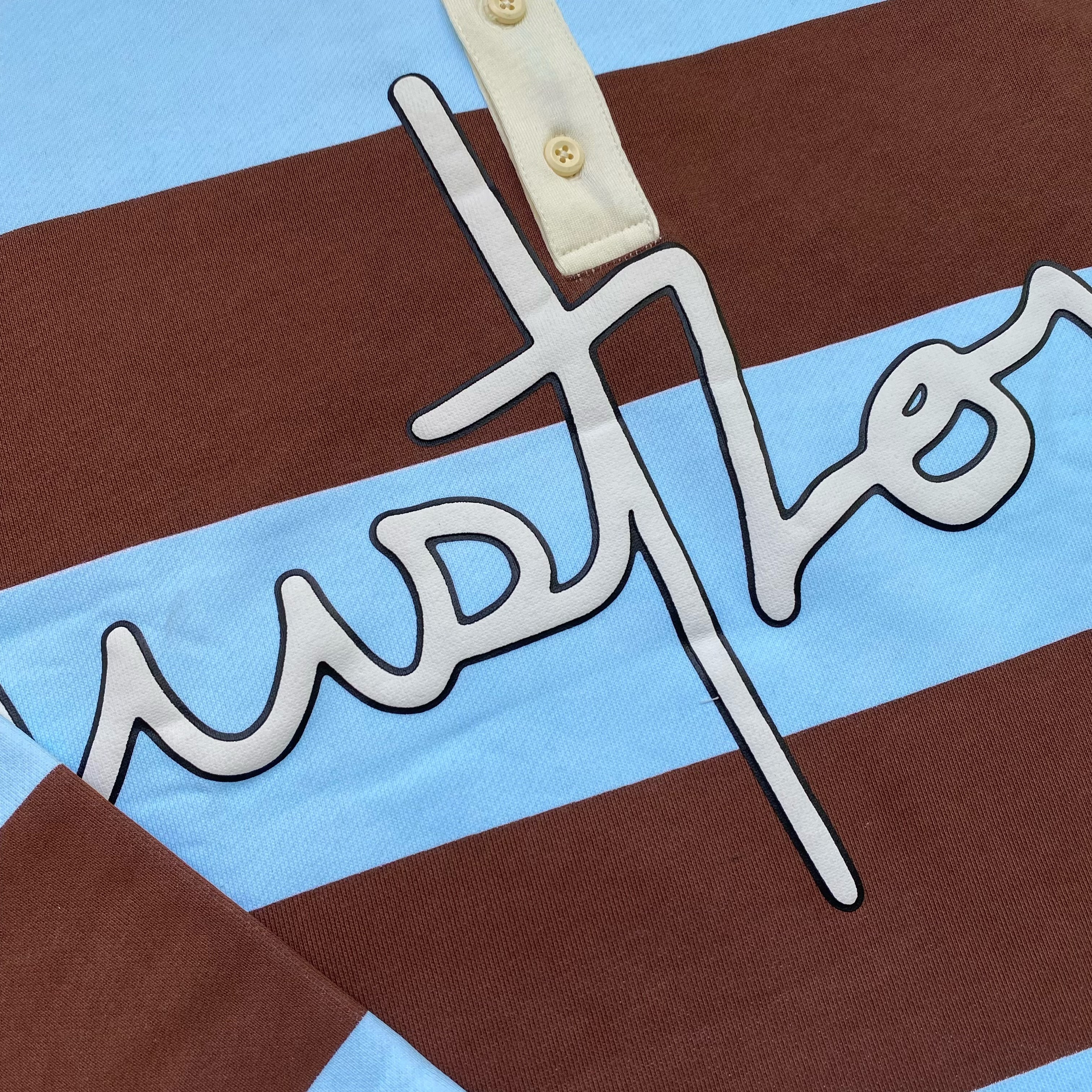 crew neck sweatshirt