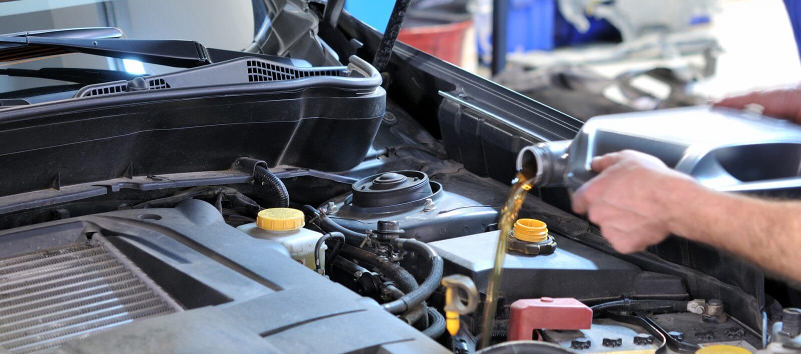 THE-IMPORTANCE-OF-CHANGING-YOUR-ENGINE-OIL