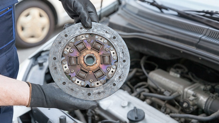 Car Clutch Pads and When To Replace Them
