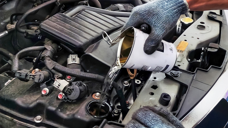 Auto Parts Knowledge | Engine flushing for cars: What it does and how to choose and use it