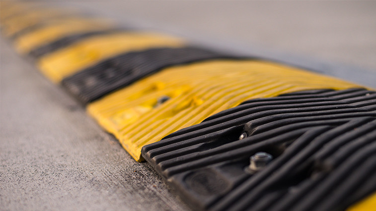 Industry News | Speed Bumps: Functions, Types and Applicable Rules