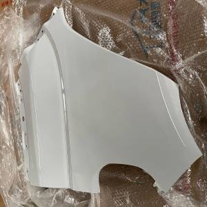 #C00091382-4100 Corrosion-Resistant Original Offical Genuine Auto Body Parts MAXUS Car Fender White