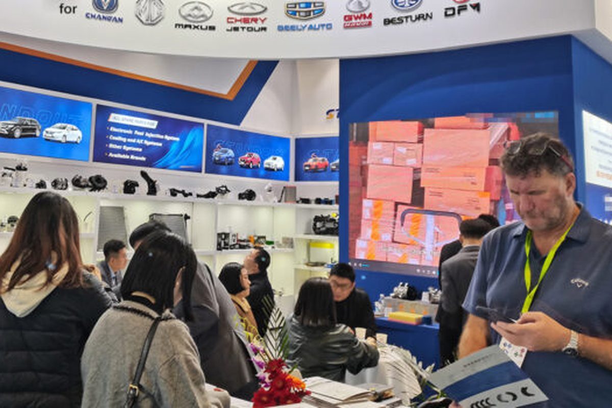 Auto aftermarket trade fair booth