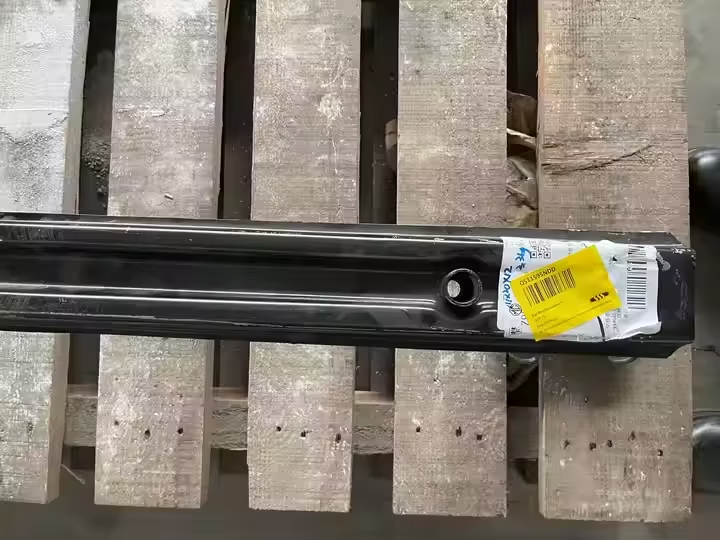 Light & Strong MAXUS Bumper Auto Body Parts