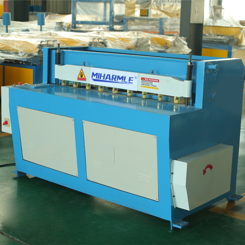 Blue customized inching shearing machine sent to Saudi Arabia