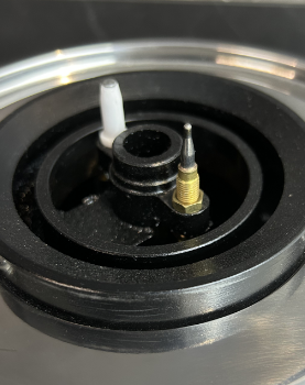 Gas hob with safety device