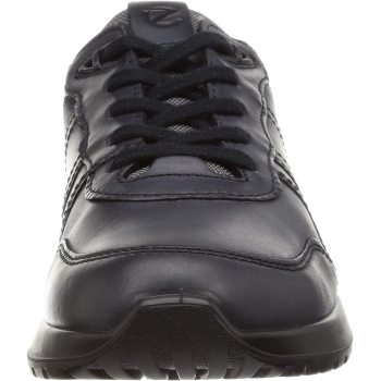 Sports shoes