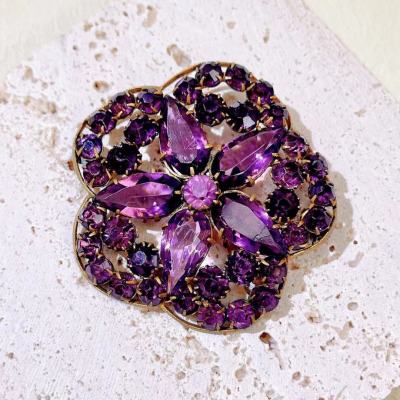 High-grade amethyst brooch female classic breastplate A brooch