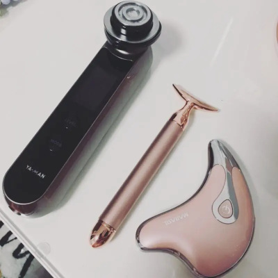 Whiten skin and remove freckles Small and convenient to carry Less wrinkles will not age