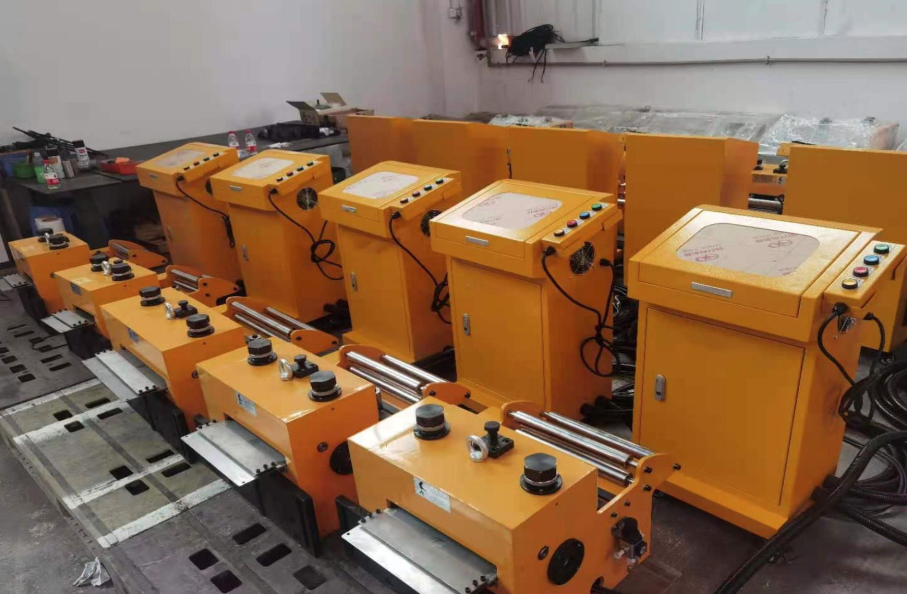 NC servo feeder producing