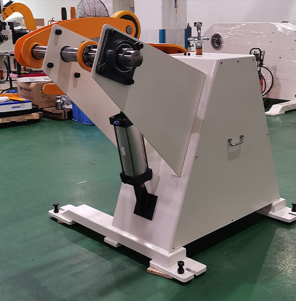 Přehled údržby hydraulického systému hydraulického odvíječe.