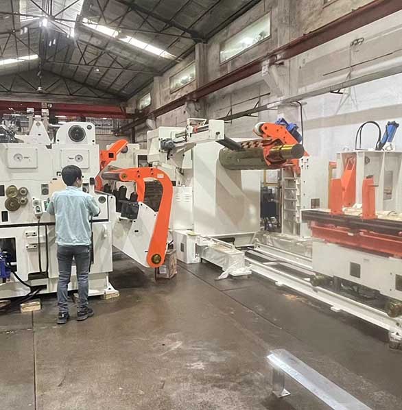 What Is An Industrial Application of A Customized Hydraulic Uncoiler, And How Is It Different From Standard Uncoilers?