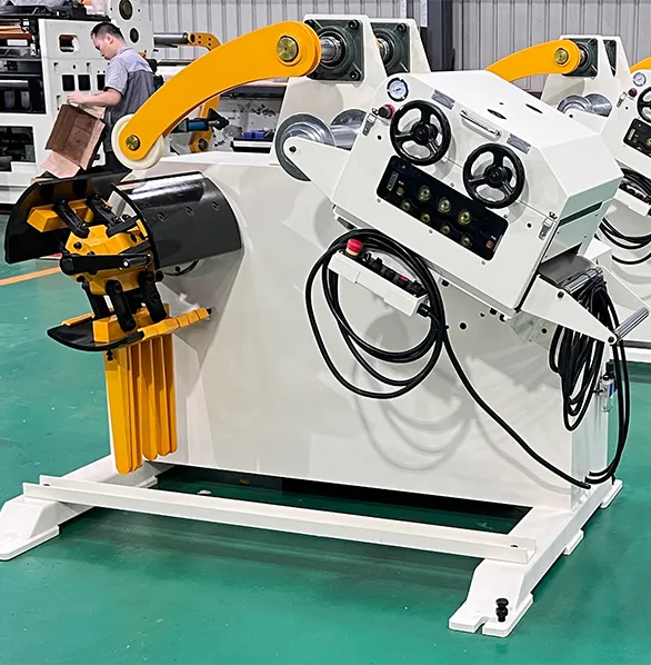 Decoiler straightener in press line