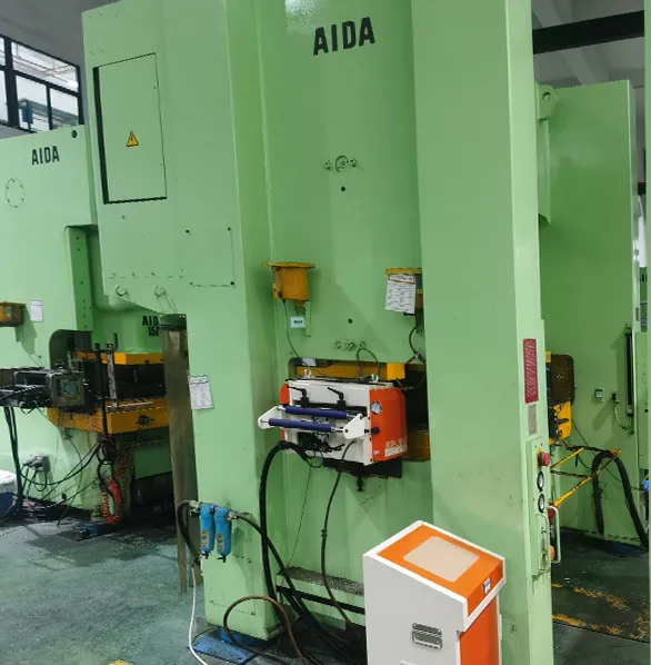 Feeder integrated with press line