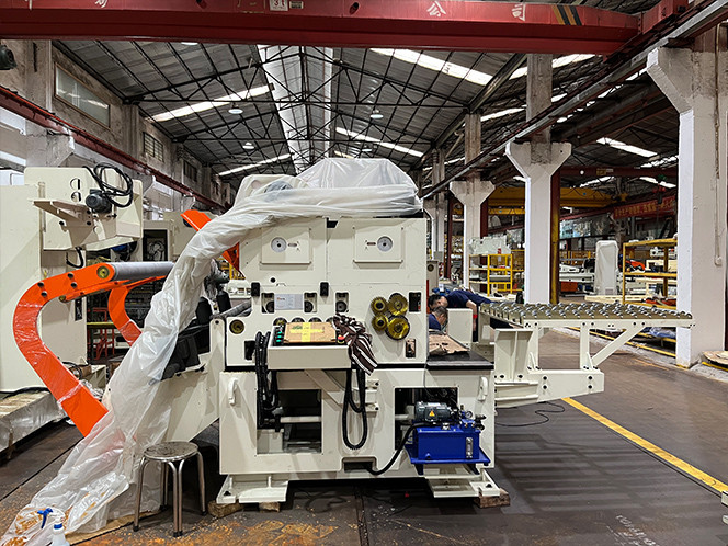 How Does an NC Servo Straightener Boost Stamping Precision?