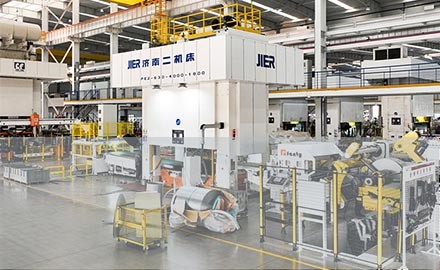 FANTY automatic decoiler feeder system in modern smart factory
