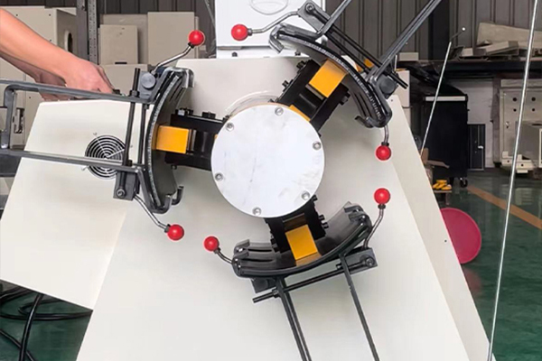 decoiler machine