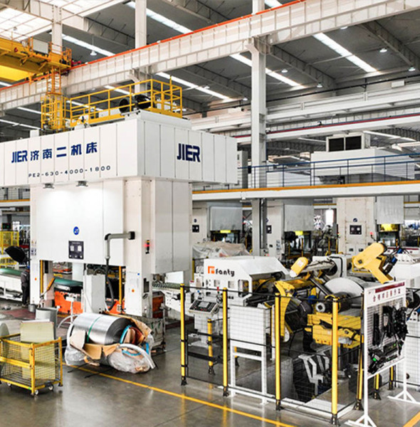 ¿Cuáles son las principales tendencias en máquinas desbobinadoras para los fabricantes en 2025?