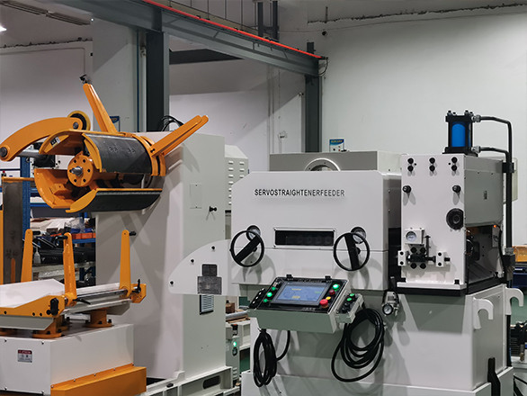 Decoiler Straightener Feeder handle metal coil thickness range 0.5~4.5mm