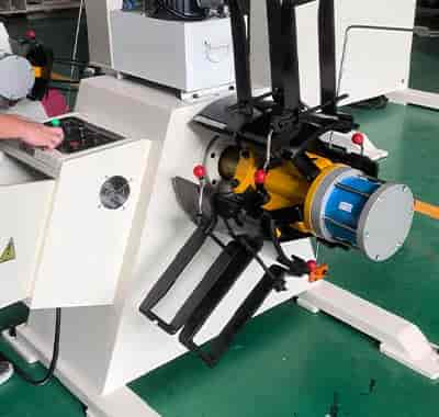 Decoiler Machine