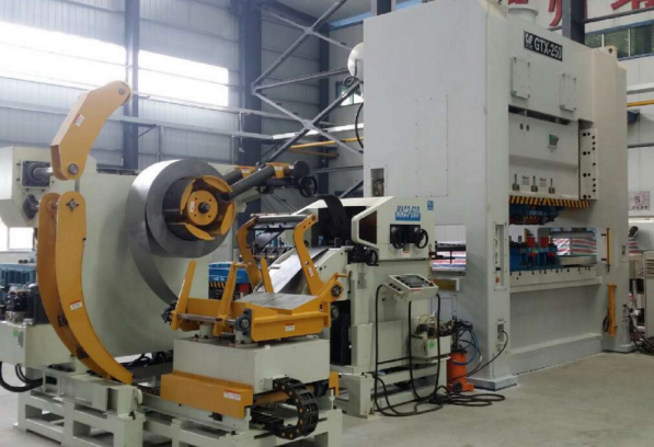 decoiler straightener feeder works with press