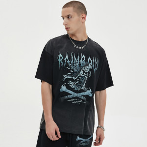 Hergestelltes T-Shirt mit kundenspezifischem Skelett-Aufdruck, dunkle T-Shirts aus Baumwolle mit Direkteinspritzdruck und Grafik