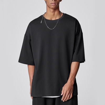 Großhandel Herren Streetwear T-Shirts | Einfarbige Oversize-T-Shirts aus 100 % Baumwolle mit tief angesetzter Schulterpartie