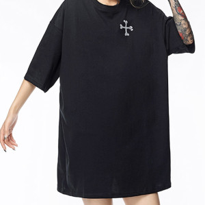 Customized Design Streetwear T Shirt,Skull and Cross Pattern Screen Print Oversized T Shirt Women