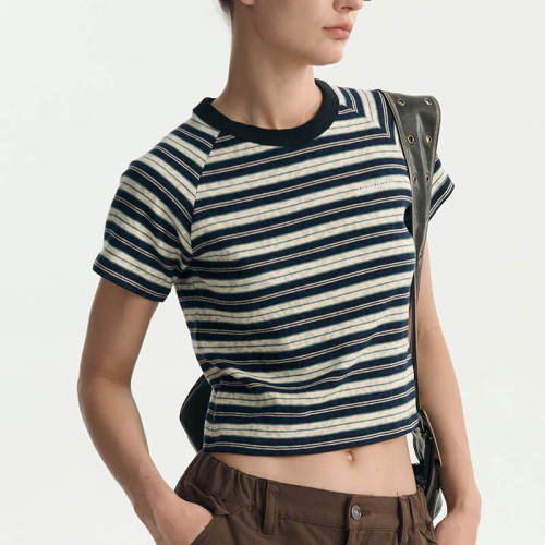 Custom Dark Streetwear Manufacturer - 190GSM Horizontal Stripe Short Slim Fit Women's T-Shirt
