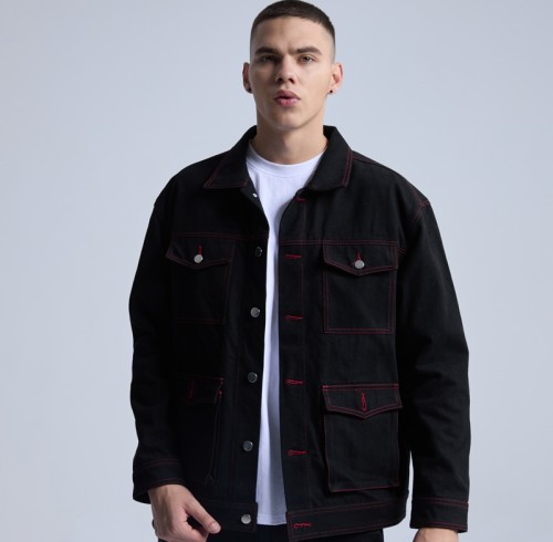 Chaqueta vaquera estilo urbano oscuro con estampado personalizado | Estilo urbano casual | Abrigo de invierno con diseño original y detalles oscuros