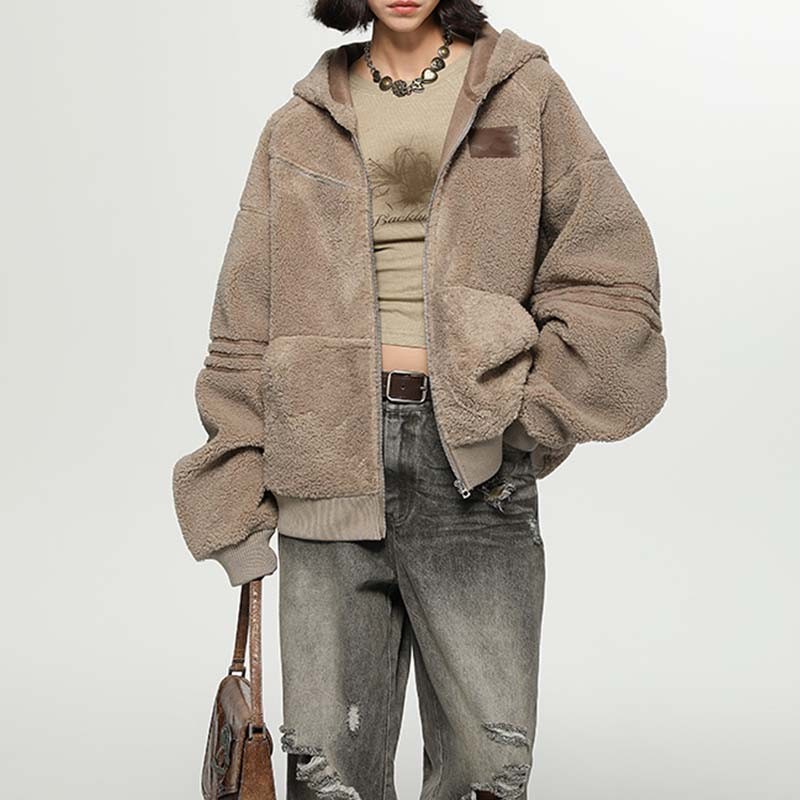 Custom Vintage Faux Lamb Fur Sherpa Jacket Features