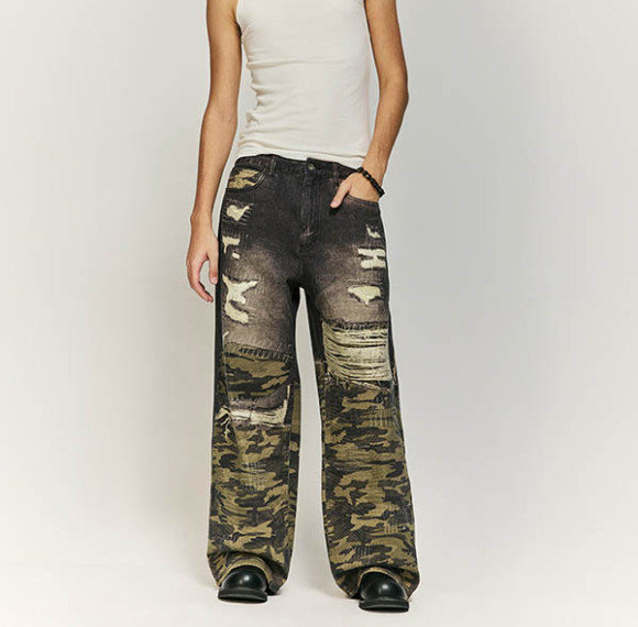Washed and Spliced Camouflage Jeans | Customizable Logo | Streetwear Jeans Manufacturer
