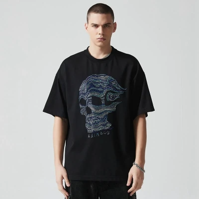 Individuelle T-Shirts mit Strass-Grafiken | Totenkopf-Print | 235 g/m² Sorona-Stoff | OEM-T-Shirt-Hersteller