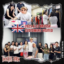 Touches Dark's Customer Visit: A British Streetwear Casual Brand Customer
