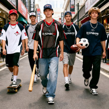 Smart Streetwear Factory: The Technological Deconstruction of Sports Event DNA and Its Rebirth in Street Fashion