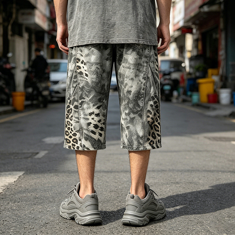 Washed Spray dye Heat Transfer Print Cropped shorts