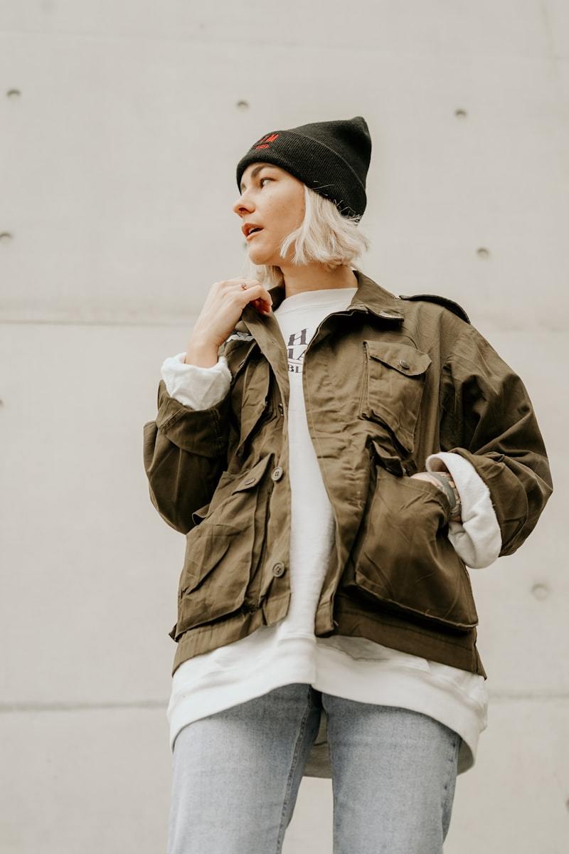 Vintage streetwear sweater styling