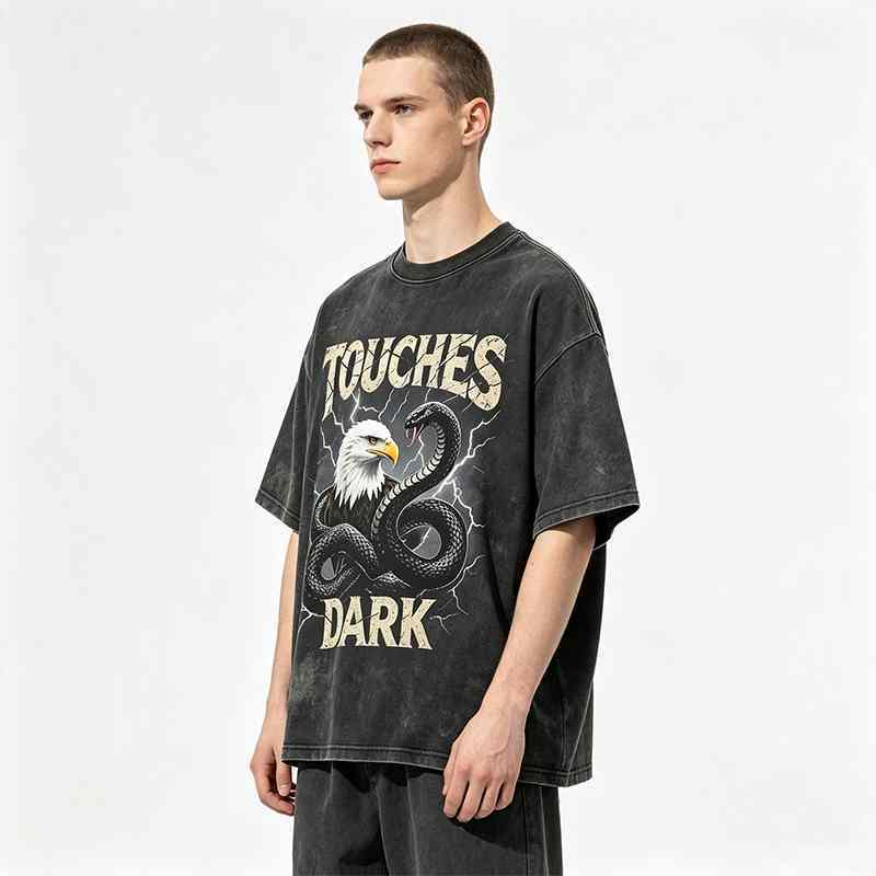 Vintage streetwear t-shirt detail 3