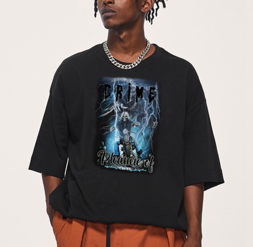 Inky Obsession: The Allure of Dark Streetwear T-Shirts