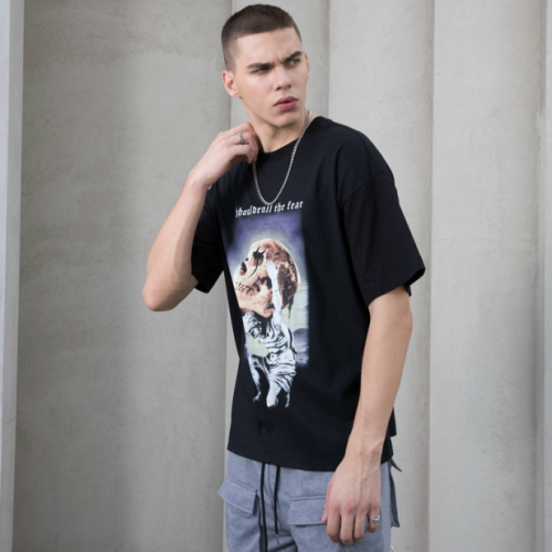 Футболка Dark Skull поднимает уличный стиль
