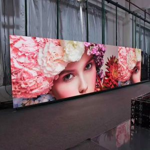 Hot Advertising Full Colour Uhd Led Digital Small Fine Pixel Pitch Display Screen For Conference