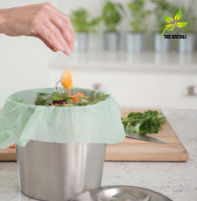 Small capacity compostable bag rolls 5L to 30L arranged on white background