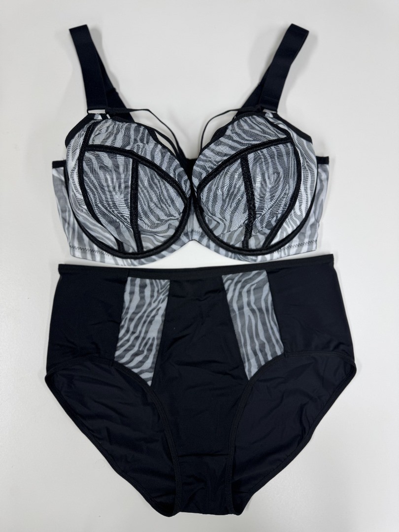 Custom Plus Size Full Coverage Bras