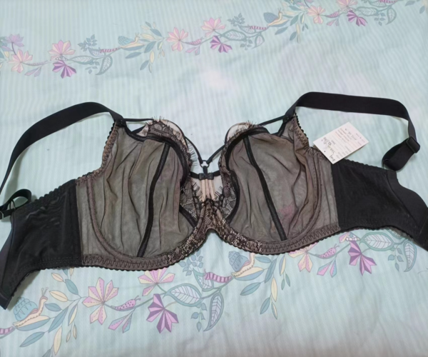 How to Make Custom D+ Plus Size Bra Material Selection ?