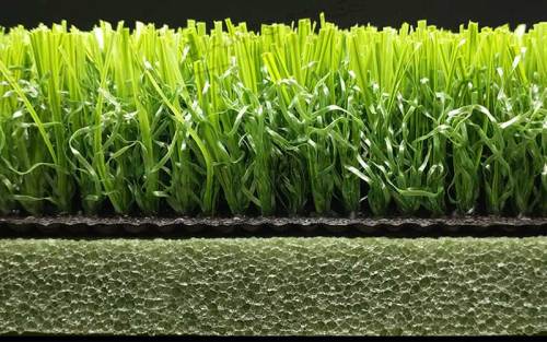 Gazon artificiel de football de haute qualité pour l'herbe de terrain de jeu multifonction